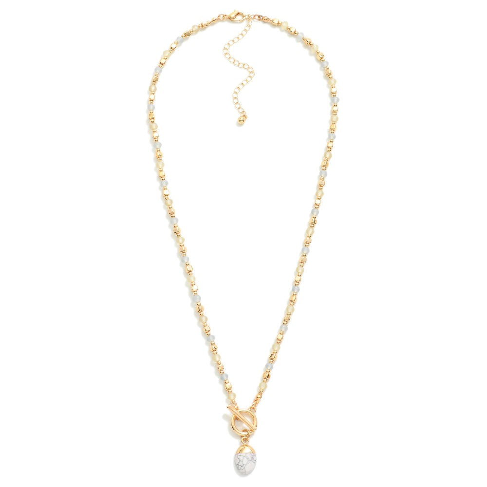 Faceted Bead & Metal Tone Beaded Necklace Featuring Stone Pendant & Toggle Clasp