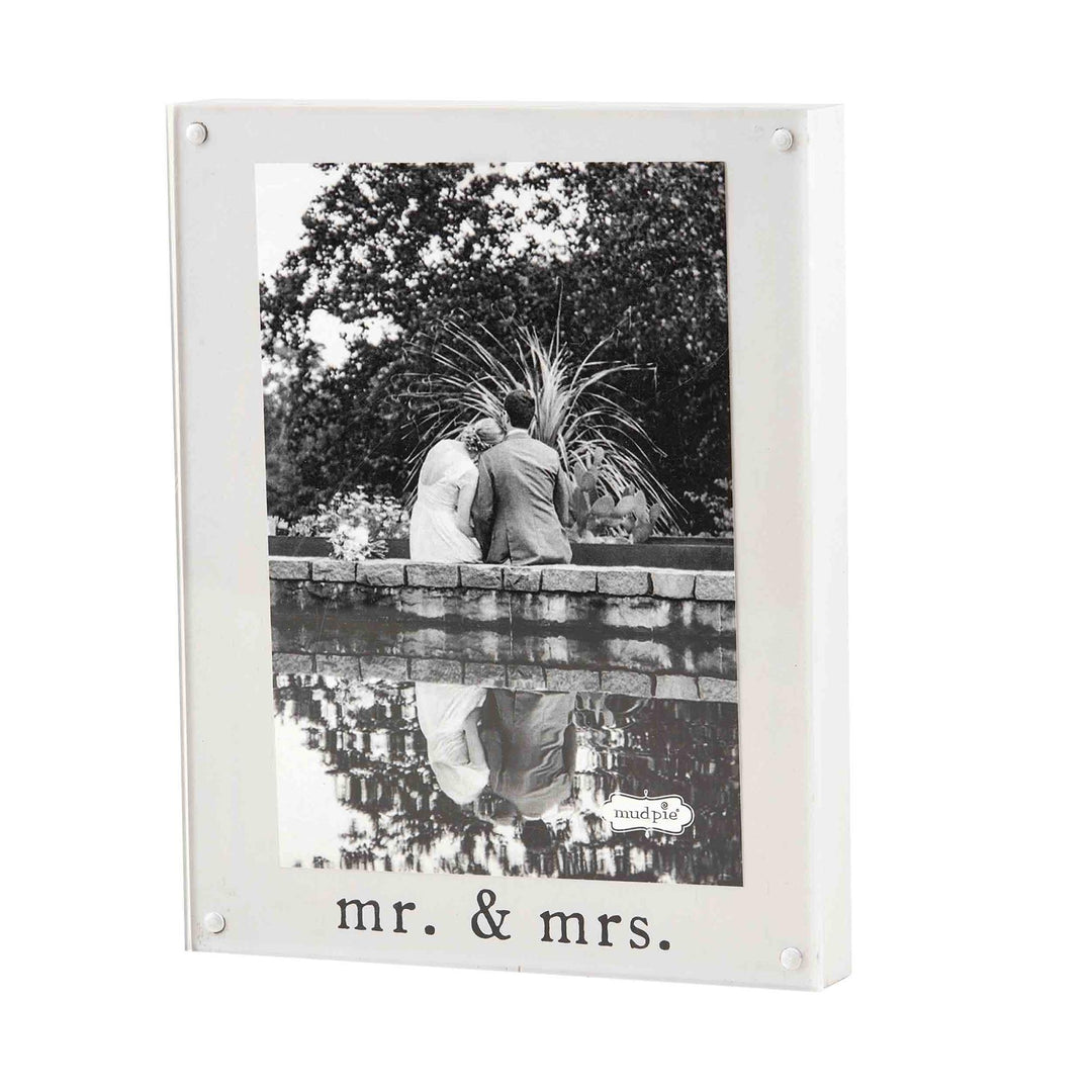 Mr. & Mrs. Magnetic Block Frame