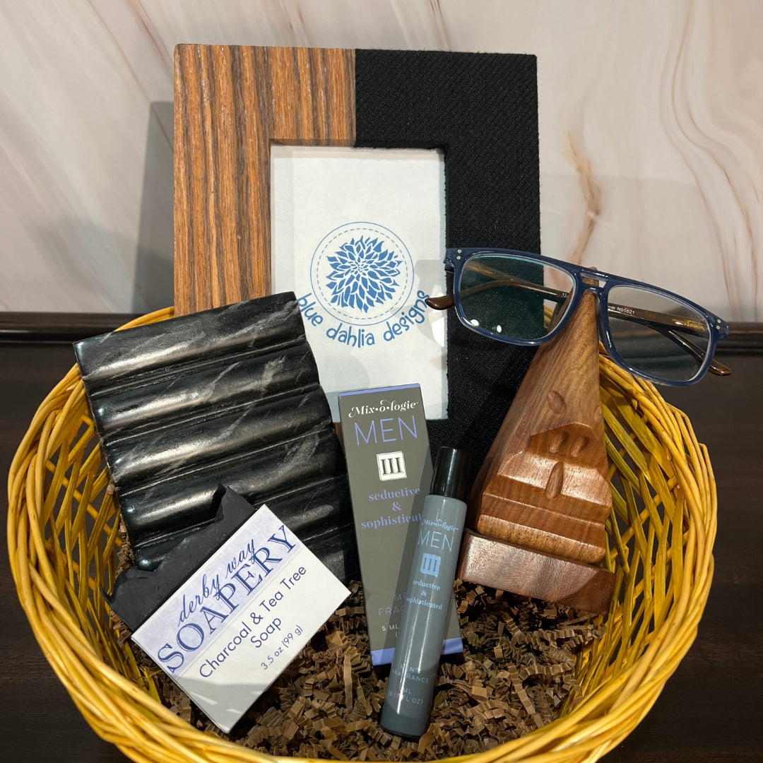 Well-Groomed Gentleman Basket