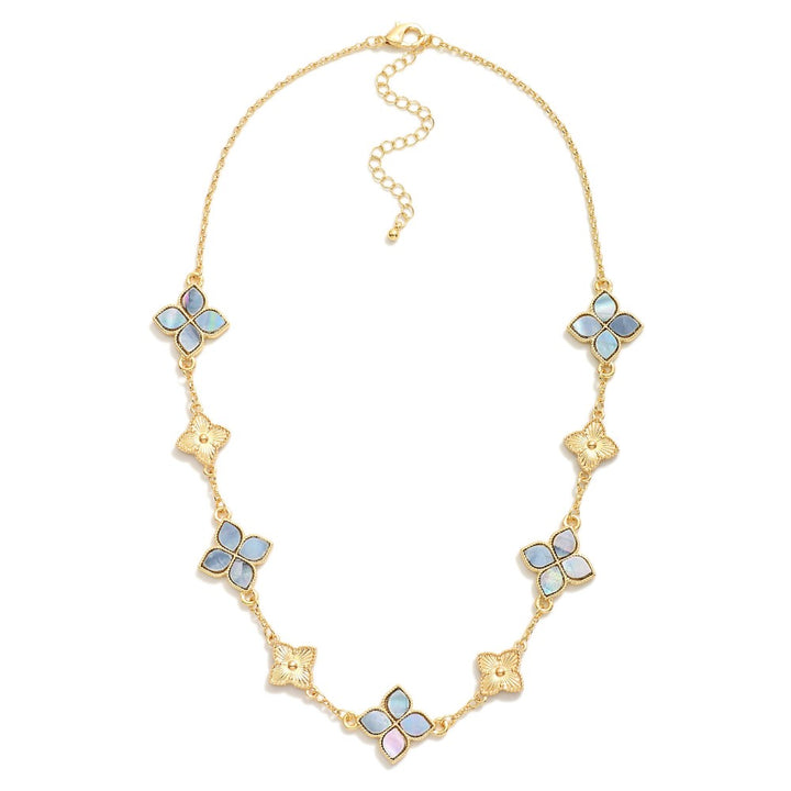 Chain Link Necklace Featuring Clover Stations
