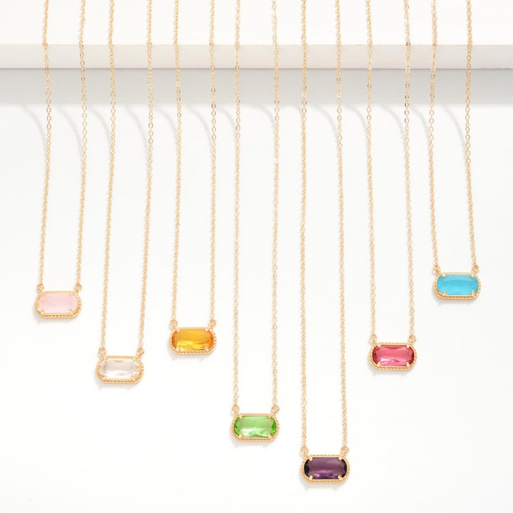 Chain Link Necklace Featuring Glass Crystal Pendant