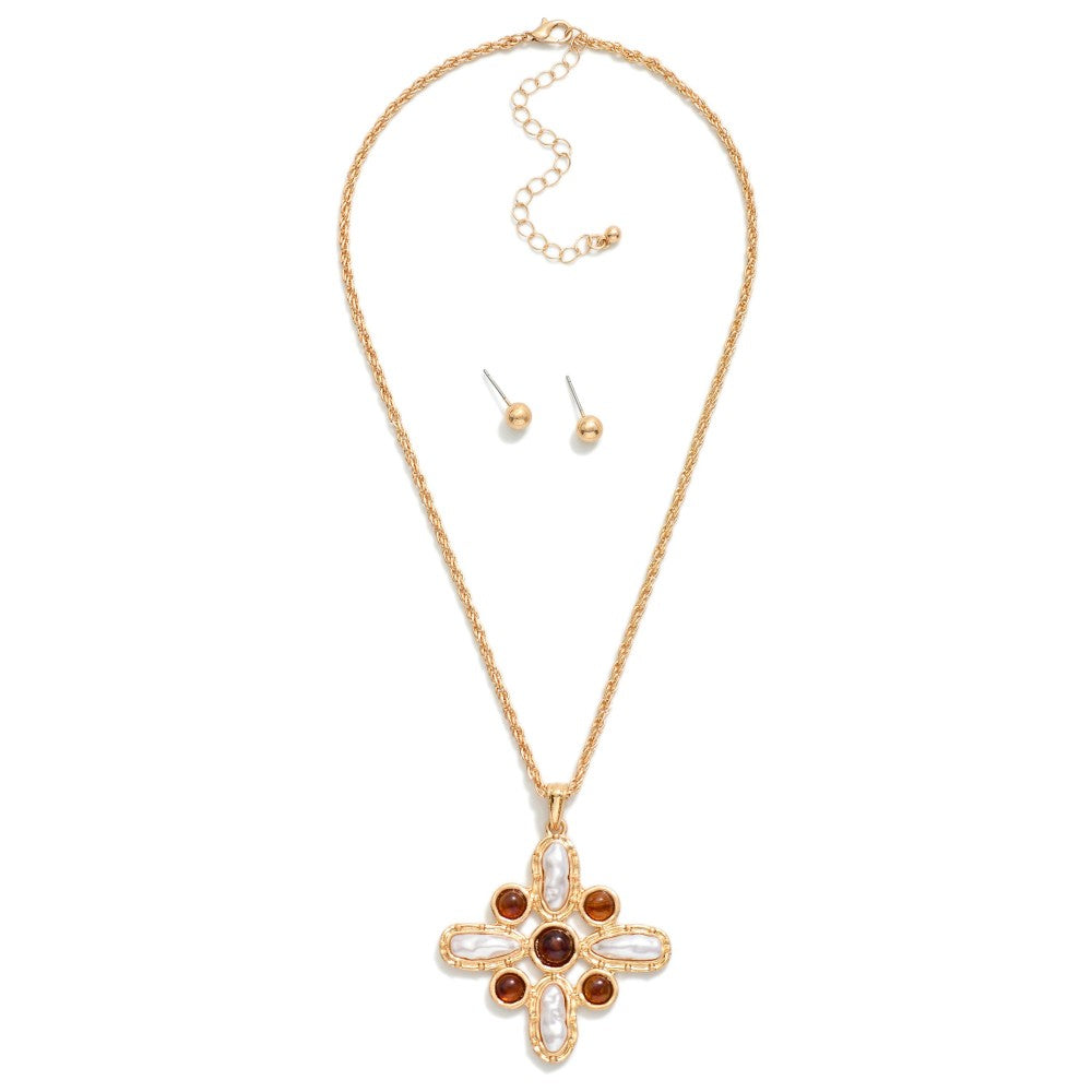 Chain Link Necklace Featuring Pearl &amp; Acetate Pendant