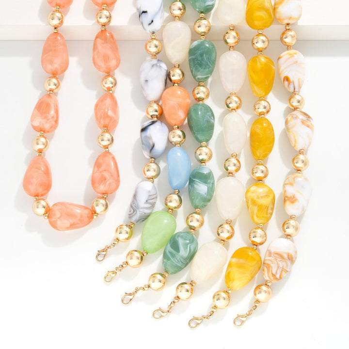 Chunky Marbled Acetate Bead Beaded Necklace Featuring Gold Tones