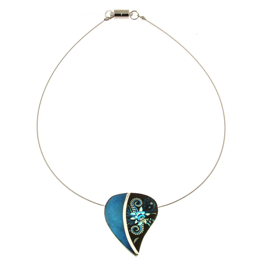 Turquoise Flower Divided Heart Magnetic Clasp Pendant