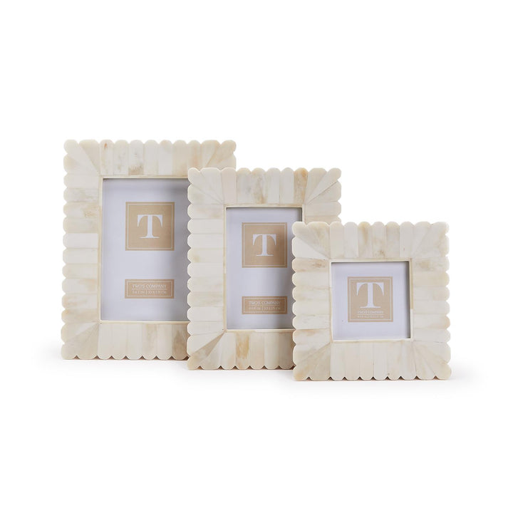 Scalloped Edge Photo Frames