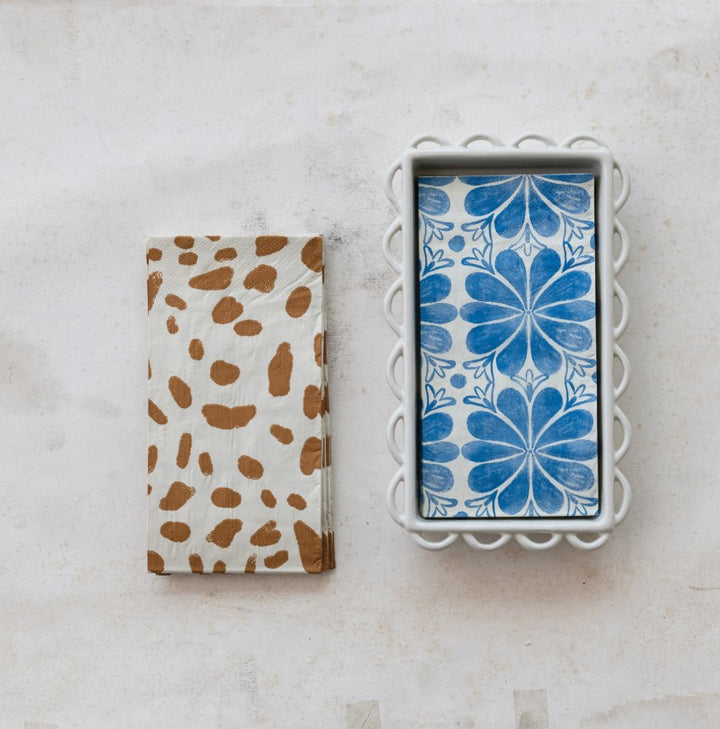 Decorative Scalloped Napkin Holder