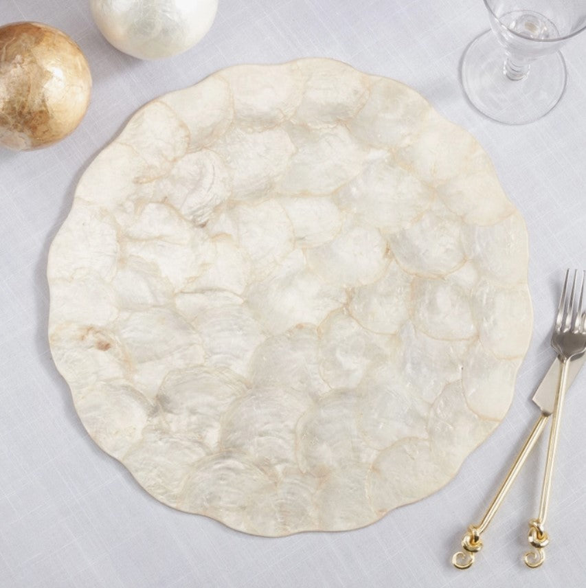 Ivory Scalloped Capiz Placemat