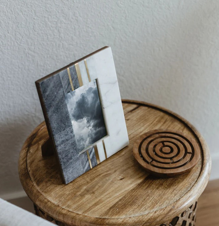 Sammita 4x6 Black & White Picture Frame