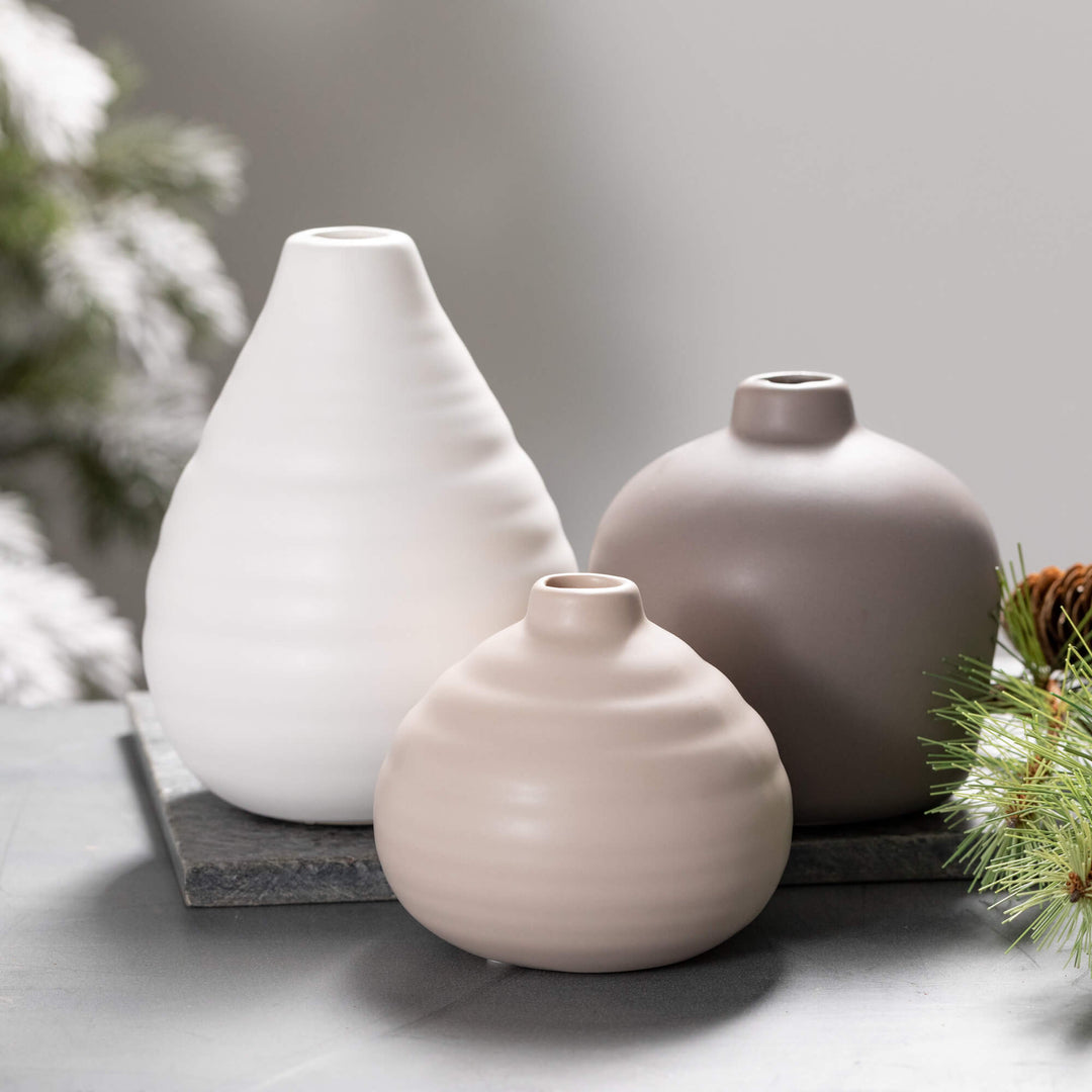 Neutral Compact Vases