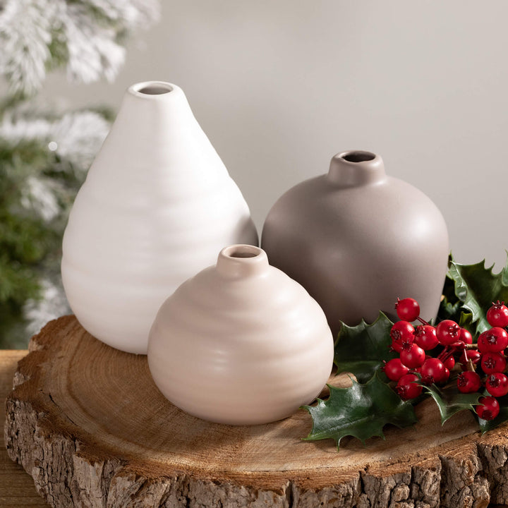 Neutral Compact Vases